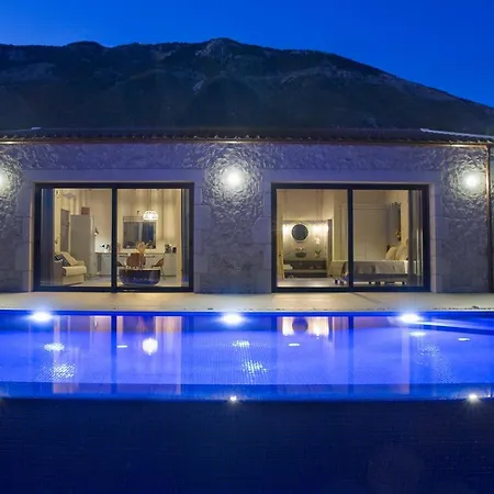 Casa Assisi Luxury New With Private Pool וילה