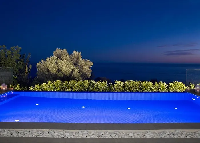 Villa Casa Assisi Luxury New With Private Pool Plateies