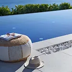 Casa Assisi Luxury New With Private Pool ヴィラ Plateies